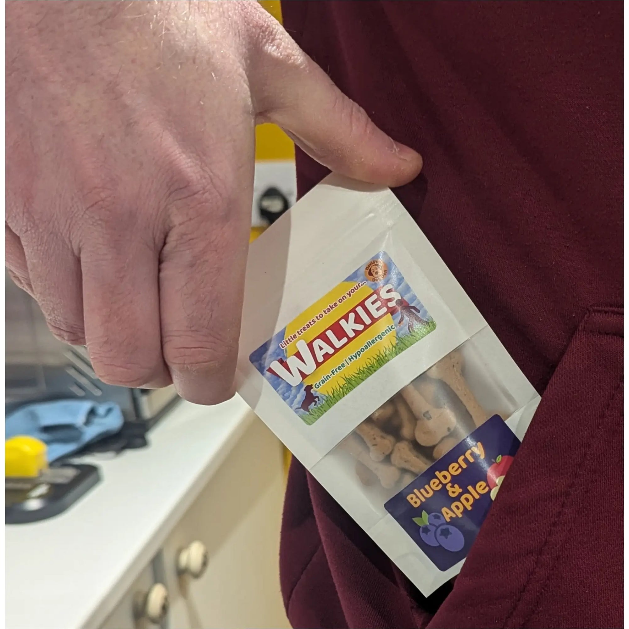 Walkies Dog Treats - Blueberry & Apple Pocket Pack in Pocket